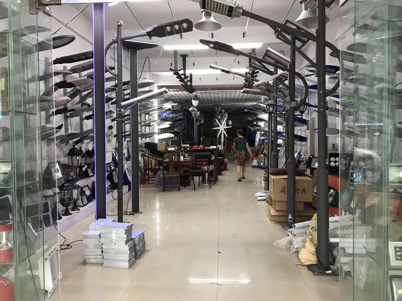 Pengfei Lighting Workshop